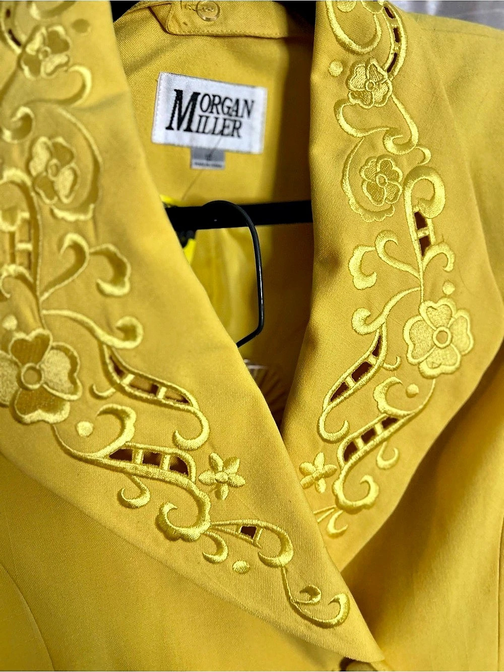Morgan Miller Embroidered Skirt Suit in Yellow Size 10 NWT - Picture 7 of 14